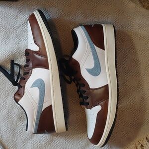 Nike Air Jordan 1 Low SE Mens sneakers Size 12.5